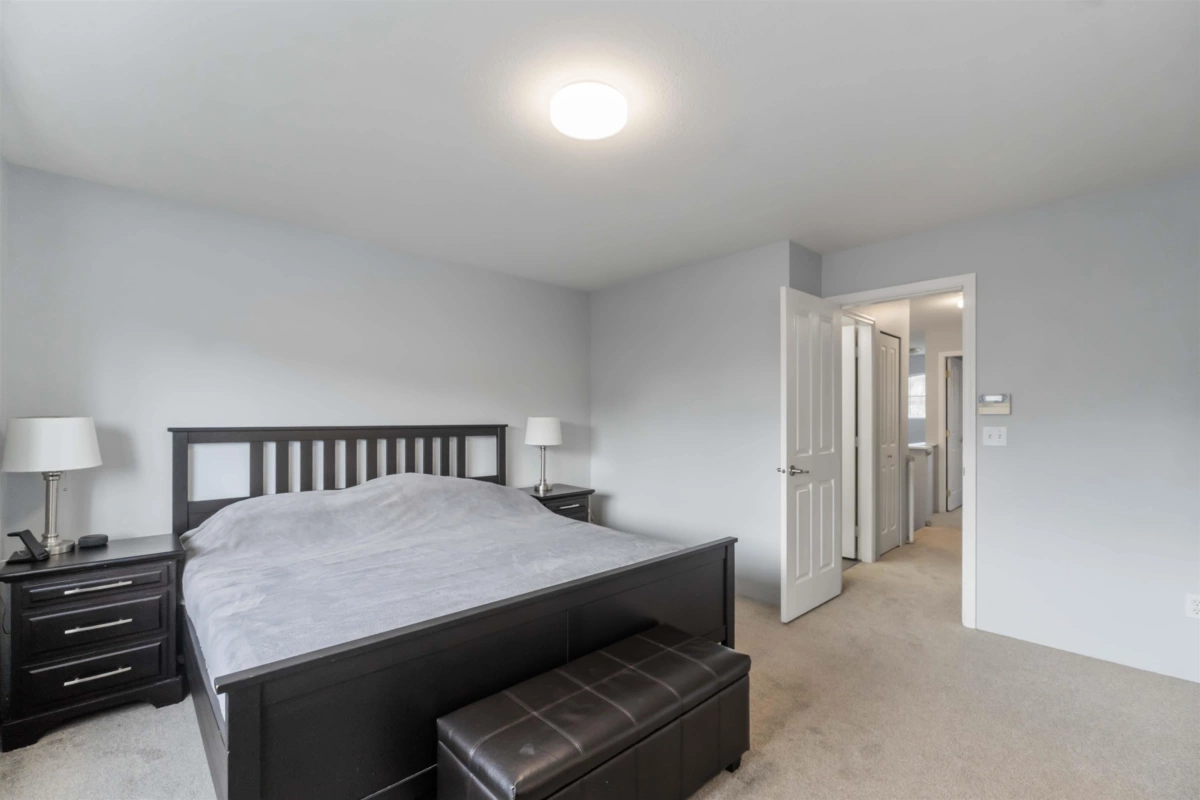 Outdoor Deck Photo of 18476 66a Avenue, Surrey, BC