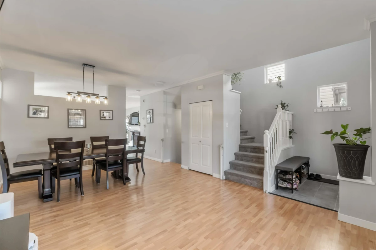 Pantry Photo of 18476 66a Avenue, Surrey, BC