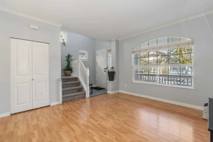 18476 66a Avenue, Surrey, BC