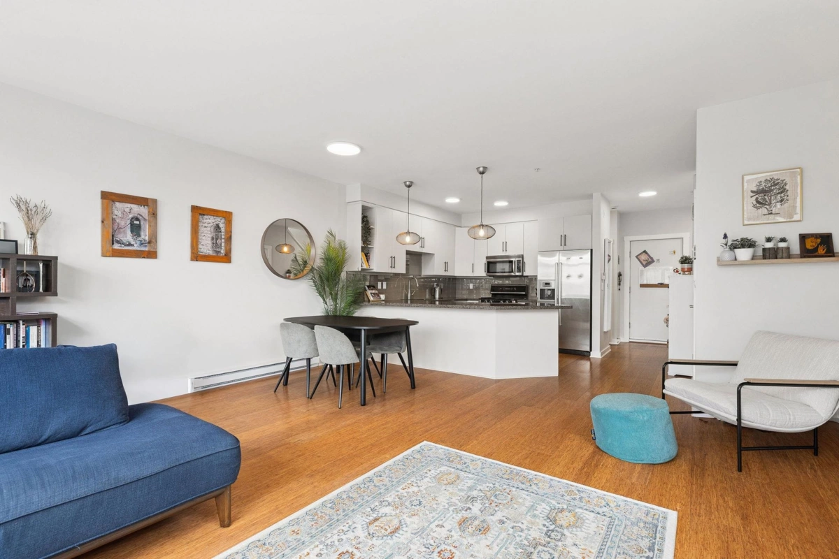 Breakfast Nook Photo of 220 6111 London Road, Richmond, BC