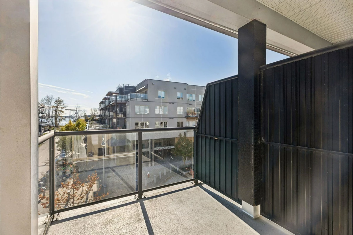 Office / Den Photo of 220 6111 London Road, Richmond, BC