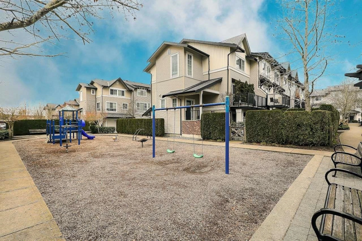 Backyard Photo of 40 2450 161a Street, Surrey, BC