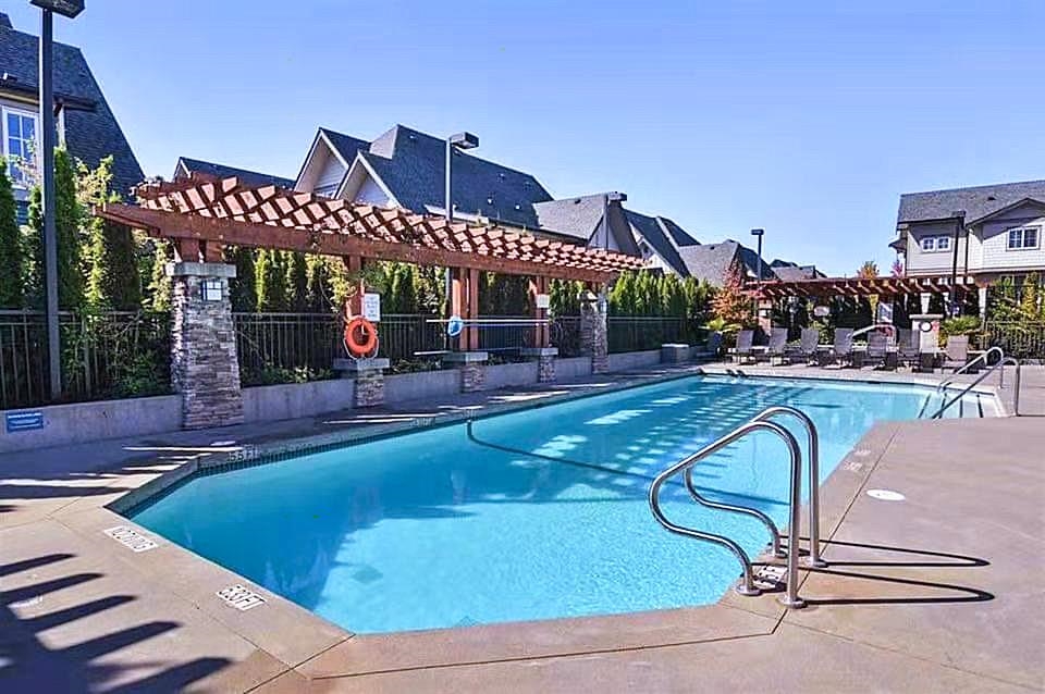 Fitness Center Photo Near 40 2450 161a Street, Surrey, BC