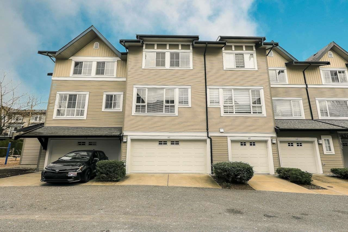 Front Yard Photo of 40 2450 161a Street, Surrey, BC