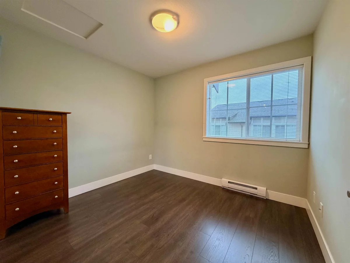 Hallway Photo of 40 2450 161a Street, Surrey, BC