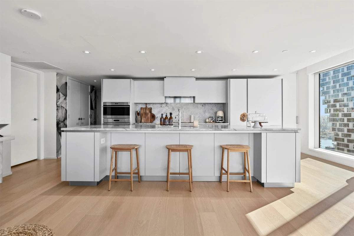 Breakfast Nook Photo of 2403 889 Pacific Street, Vancouver, BC