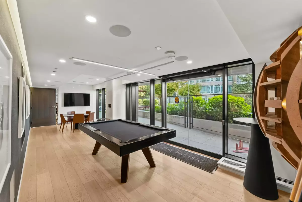 Entry Foyer Photo of 2403 889 Pacific Street, Vancouver, BC