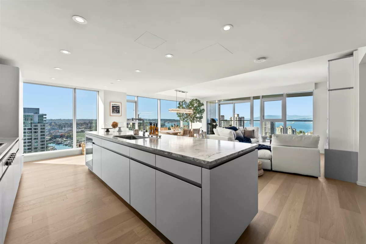 Kitchen Island Photo of 2403 889 Pacific Street, Vancouver, BC