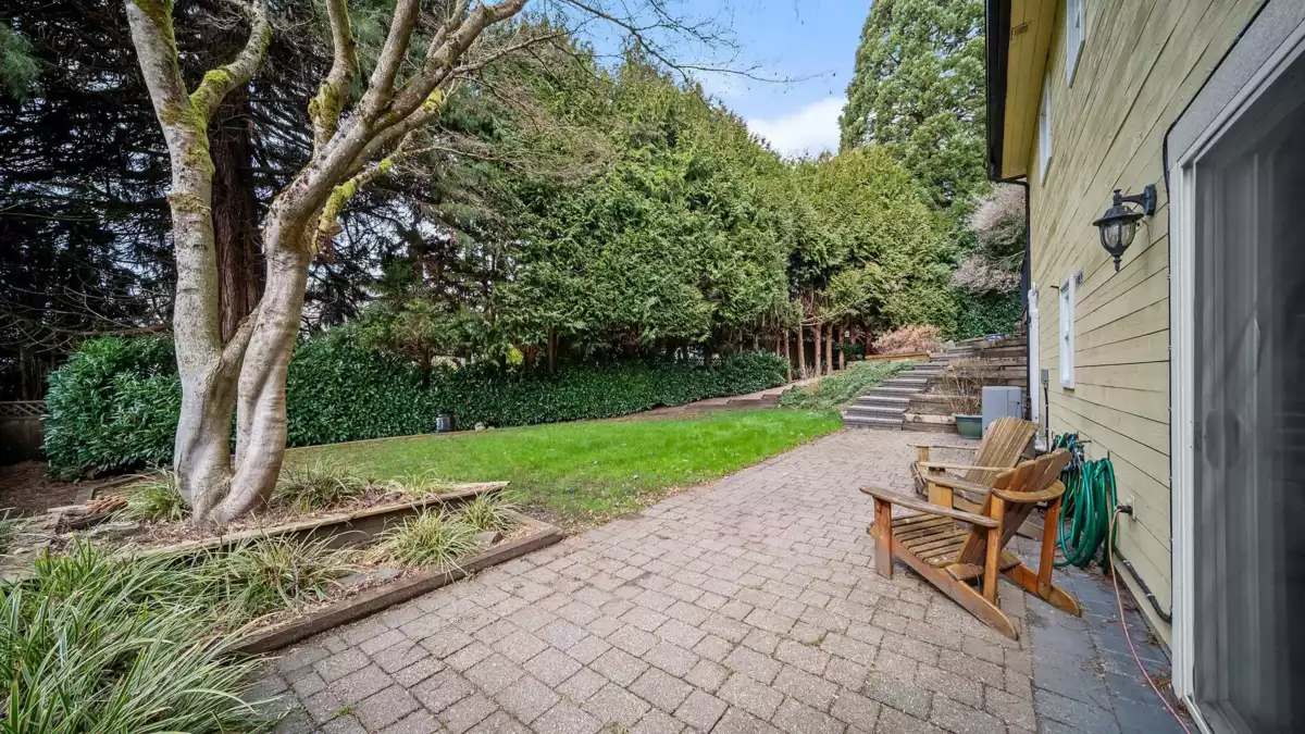 Hot Tub / Spa Photo of 5503 Brookdale Court, Burnaby, BC