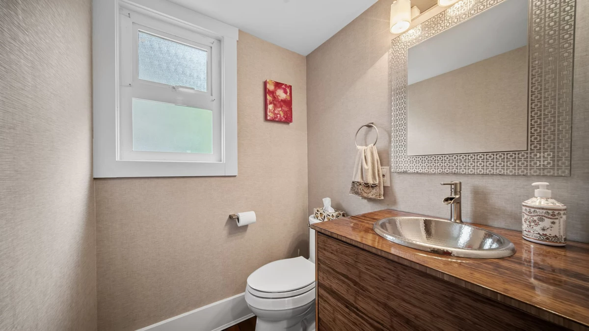 Mudroom Photo of 5503 Brookdale Court, Burnaby, BC