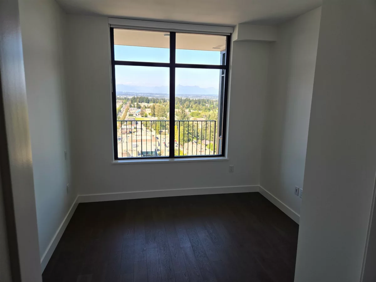 Dining Area Photo of 2001 1588 Johnston Road, White Rock, BC