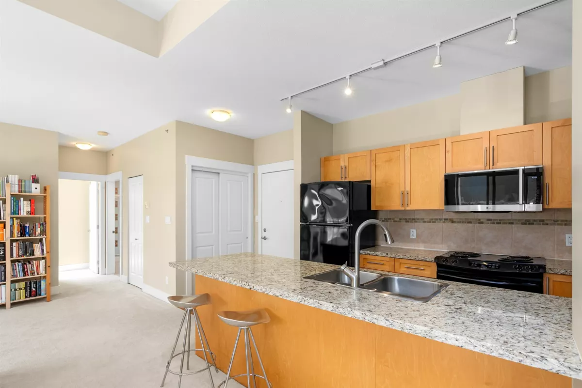 Primary Bedroom Photo of 602 1211 Village Green Way, Squamish, BC