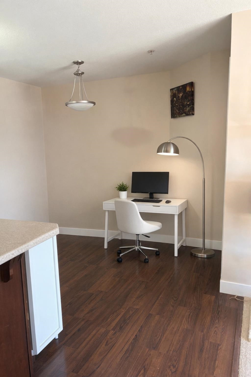 Living Room Photo of 407 9422 Victor Street, Chilliwack, BC