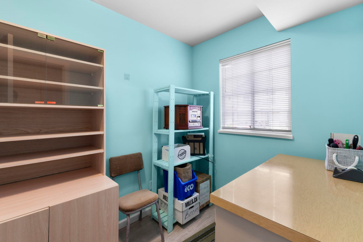 Garage Interior Photo of 6 13970 72 Avenue, Surrey, BC