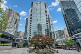 910 1050 Burrard Street, Vancouver, BC