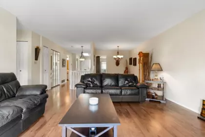 Breakfast Nook Photo of 14 33922 King Road, Abbotsford, BC