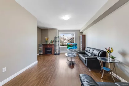 Guest Bathroom Photo of 3 9277 121 Street, Surrey, BC