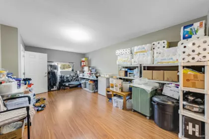 Hot Tub / Spa Photo of 3 9277 121 Street, Surrey, BC