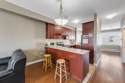 Kitchen Island Photo of 3 9277 121 Street, Surrey, BC