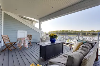 Loft / Bonus Room Photo of 100 5311 Admiral Way, Ladner, BC