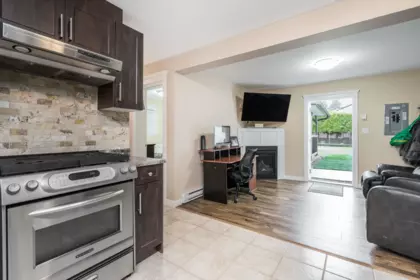 Swimming Pool Photo of 5751 246b Street, Langley, BC