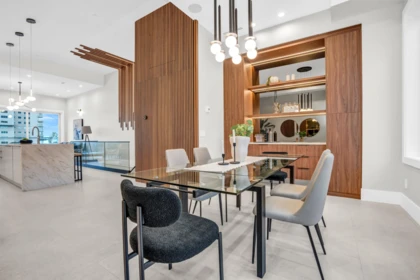 Breakfast Nook Photo of 2380 Marine Drive, West Vancouver, BC