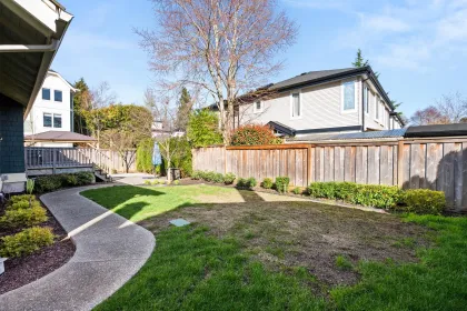 Swimming Pool Photo of 4770 54a Street, Delta, BC