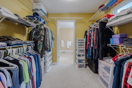 Entry Foyer Photo of 6615 205 Street, Langley, BC