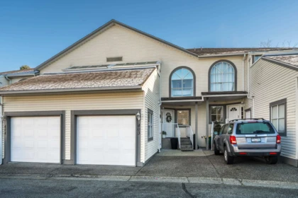 403 21937 48 Avenue, Langley, BC, Langley — Townhouse for sale
