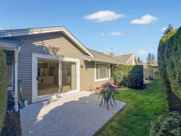 Swimming Pool Photo of 16 2672 151 Street, Surrey, BC