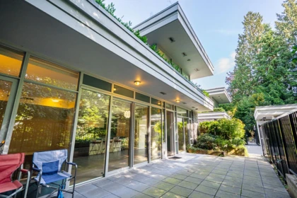 Street View Photo of 101 988 Keith Road, West Vancouver, BC