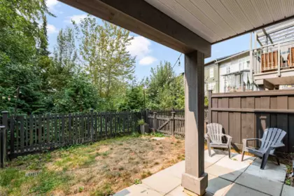 Garden / Landscaping Photo of 74 24076 112 Avenue, Maple Ridge, BC