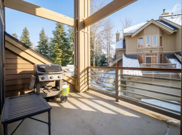 Breakfast Nook Photo of 18 8030 Nicklaus North Boulevard, Whistler, BC