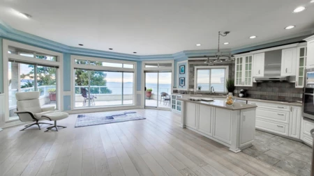 Breakfast Nook Photo of 14937 Blackwood Lane, White Rock, BC