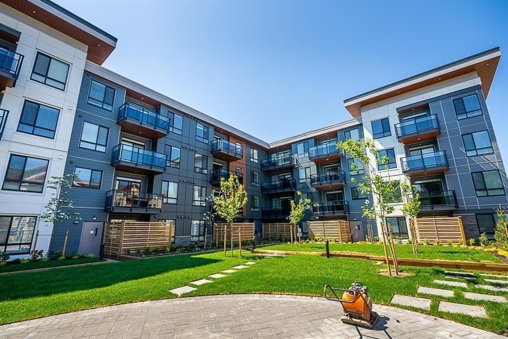 Exterior Rear Photo of 410 19825 54 Avenue, Langley, BC