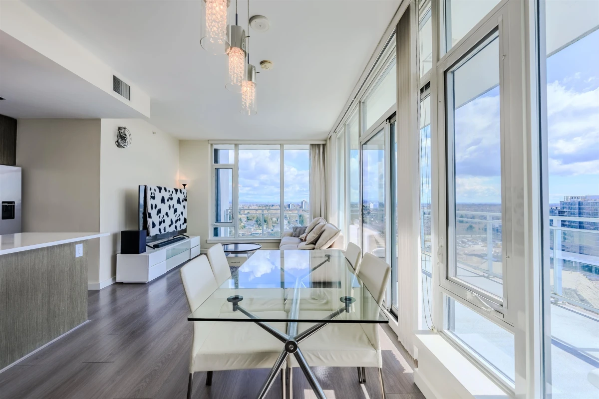 Living Room Photo of PH 1705 8677 Capstan Way, Richmond, BC
