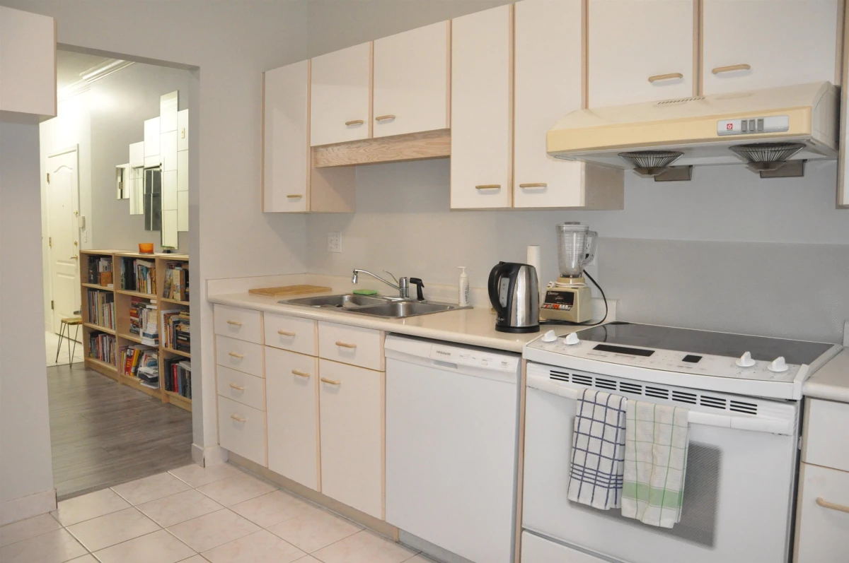 Family Room Photo of 209 6688 Burlington Avenue, Burnaby, BC