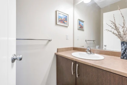Hallway Photo of 10777 Erskine Street, Maple Ridge, BC