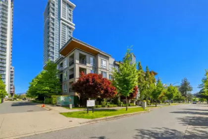 Breakfast Nook Photo of 203 13339 102a Avenue, Surrey, BC