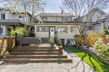 Outdoor Kitchen Photo of 2755 W 42nd Avenue, Vancouver, BC