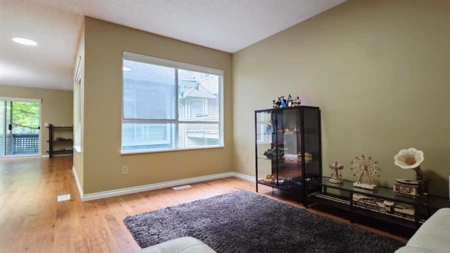 Bedroom 3 Photo of 13 9000 Ash Grove Crescent, Burnaby, BC