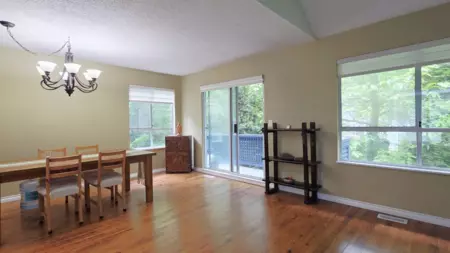 Kitchen Photo of 13 9000 Ash Grove Crescent, Burnaby, BC