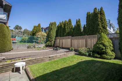 Outdoor Patio Photo of 15662 Semiahmoo Avenue, White Rock, BC