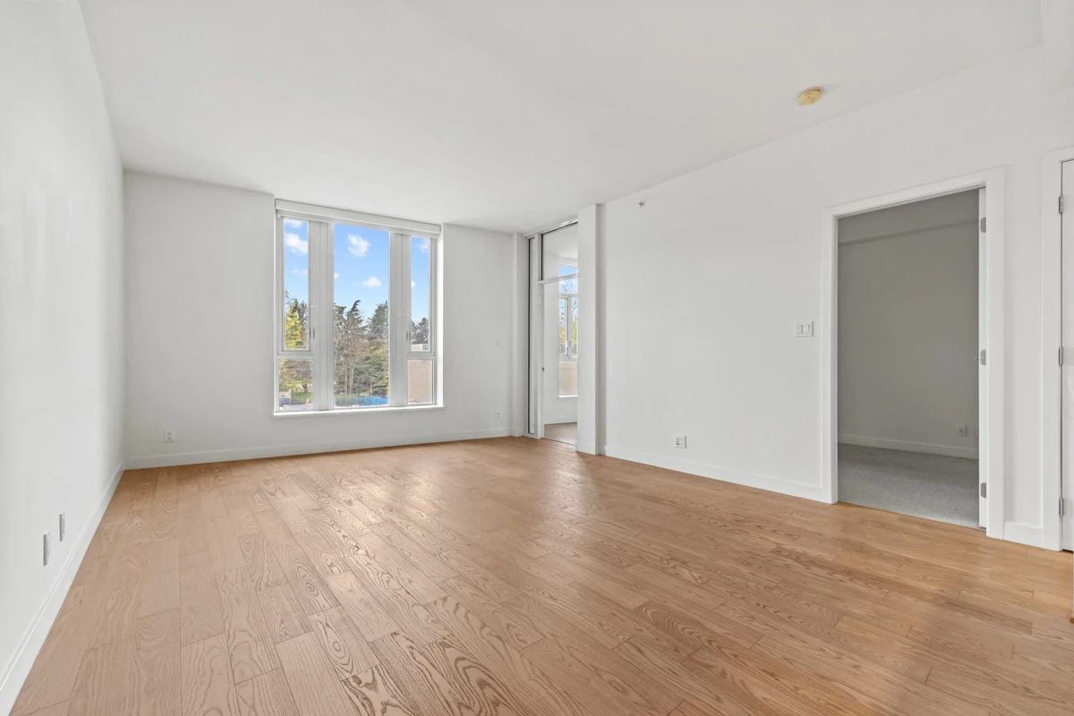 Family Room Photo of 301 7333 Murdoch Avenue, Richmond, BC