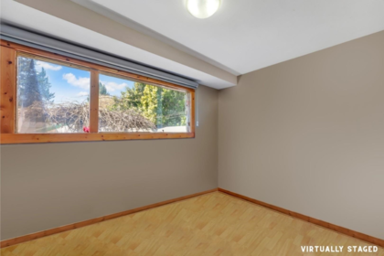 Guest Bathroom Photo of 11963 221 Street, Maple Ridge, BC
