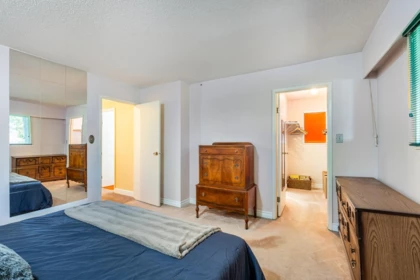 Hallway Photo of 6812 Westview Drive, Delta, BC