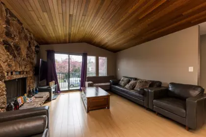 Primary Bedroom Photo of 431 E 18th Avenue, Vancouver, BC