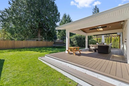 Hot Tub / Spa Photo of 19864 37a Avenue, Langley, BC