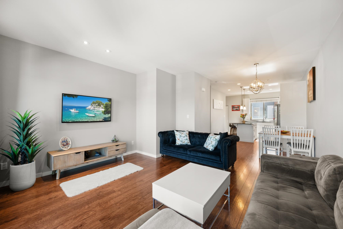 Family Room Photo of 81 34248 King Road, Abbotsford, BC