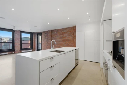 Mudroom Photo of 605 53 W Hastings Street, Vancouver, BC